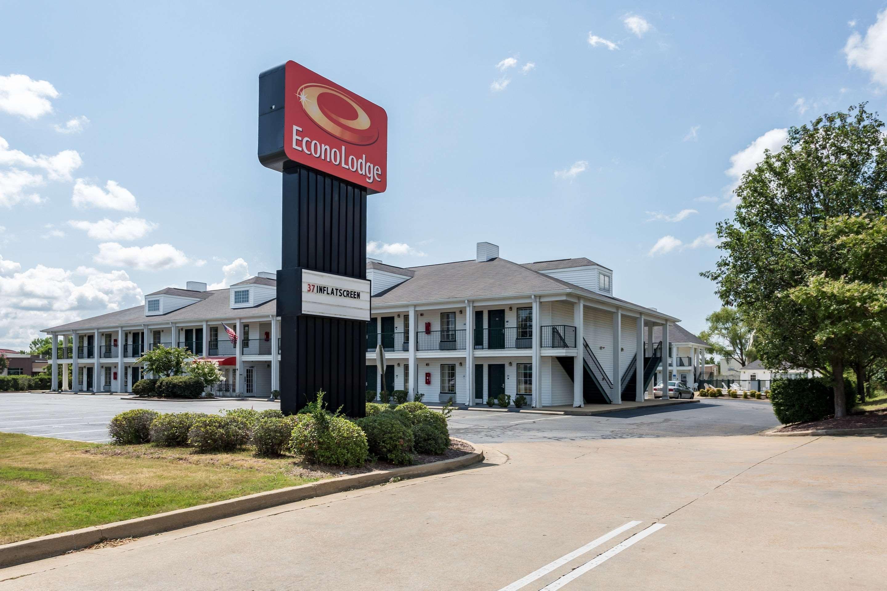 Econo Lodge Tupelo Exterior photo